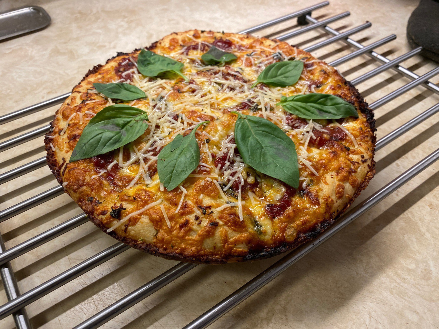 pan pizza cooling.